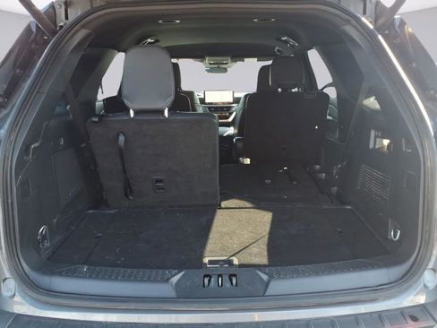 Used 2025 Ford Explorer ST-Line image 30