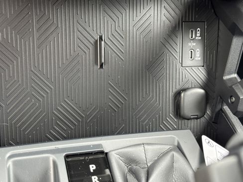 New 2025 Toyota Tacoma TRD Off-Road image 25