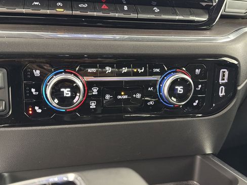 Used 2023 GMC Sierra 1500 SLT w/ SLT Premium Package image 30