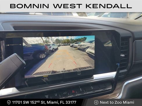 Used 2024 Chevrolet Silverado 2500 LT w/ Convenience Package image 24