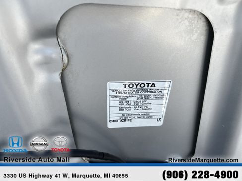 Used 2018 Toyota Corolla SE w/ SE Premium Package FWD image 14
