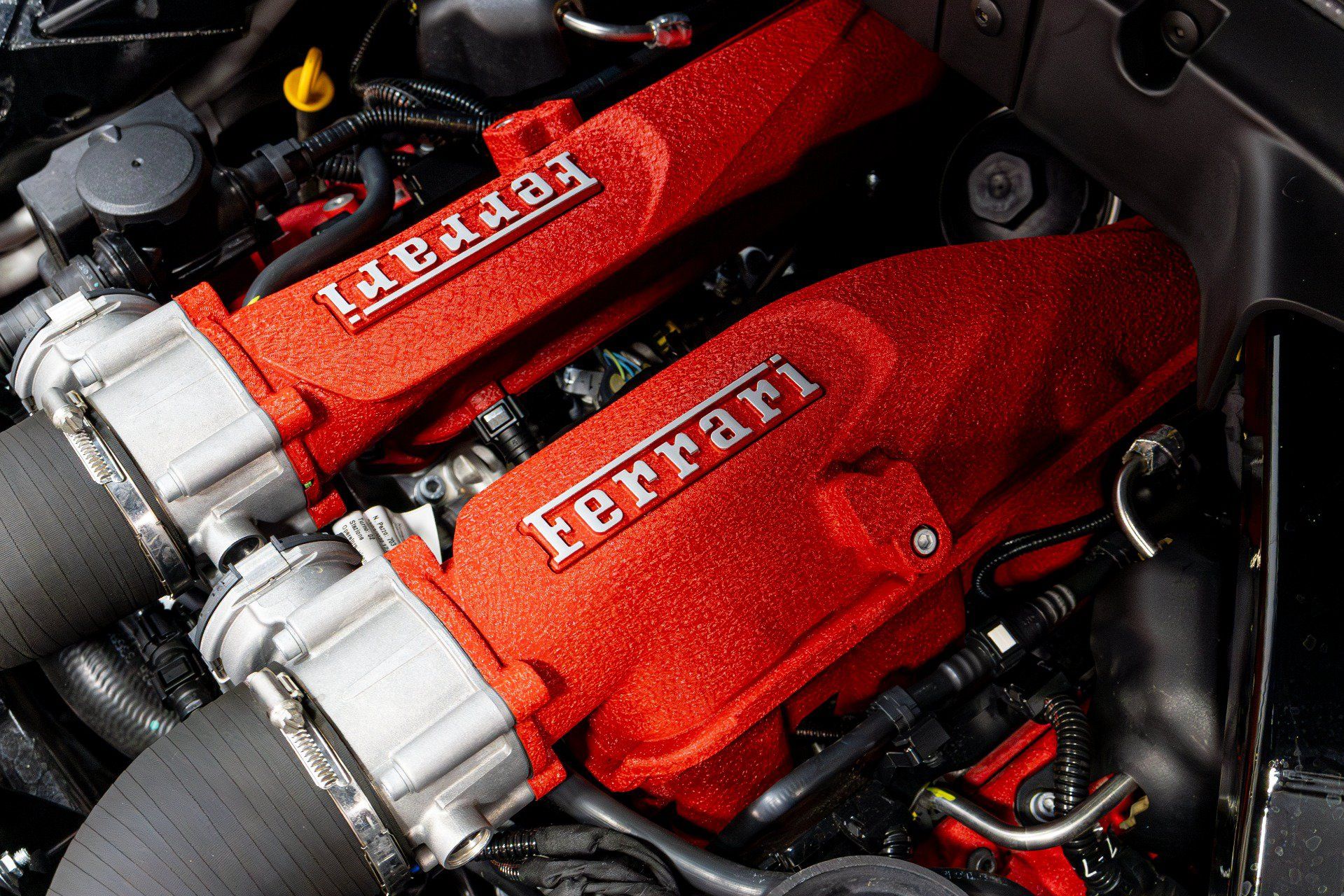 Used 2022 Ferrari Roma RWD image 49
