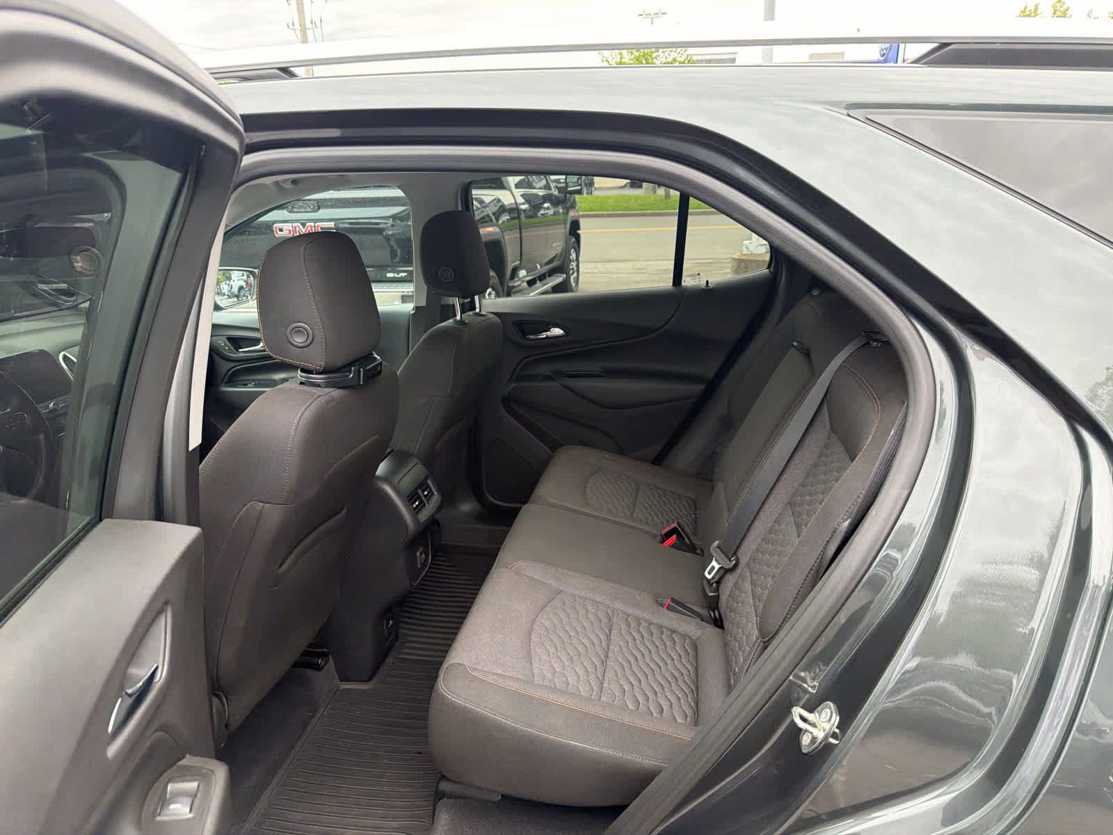 Used 2019 Chevrolet Equinox LT w/ Sun & Navigation Package AWD/4WD image 59