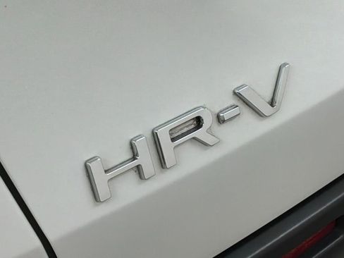 Used 2023 Honda HR-V LX image 22