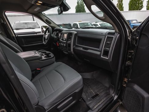 Used 2014 RAM 1500 Express w/ Black Ram 1500 Express Group AWD/4WD image 28