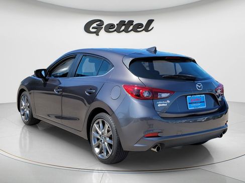 Used 2018 MAZDA MAZDA3 Grand Touring w/ Premium Equipment Package FWD image 7