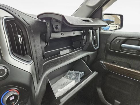 Used 2021 Chevrolet Silverado 1500 RST w/ Convenience Package II image 17