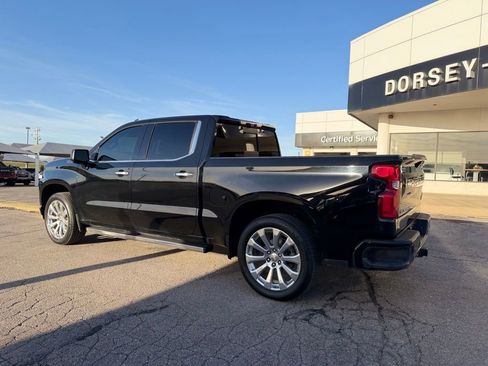 Used 2020 Chevrolet Silverado 1500 High Country w/ Technology Package AWD/4WD image 6