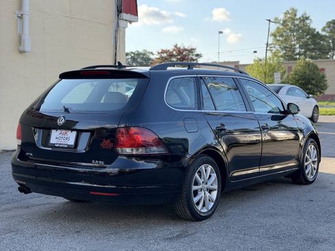 Used 2011 Volkswagen Jetta SE FWD image 7