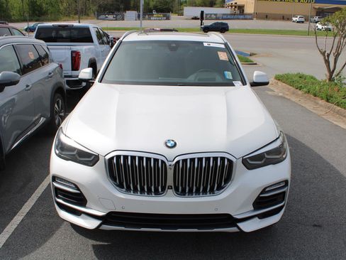 Used 2019 BMW X5 xDrive40i w/ Premium Package 2 AWD/4WD image 2