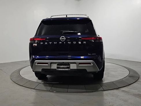 Certified 2022 Nissan Pathfinder SL image 4