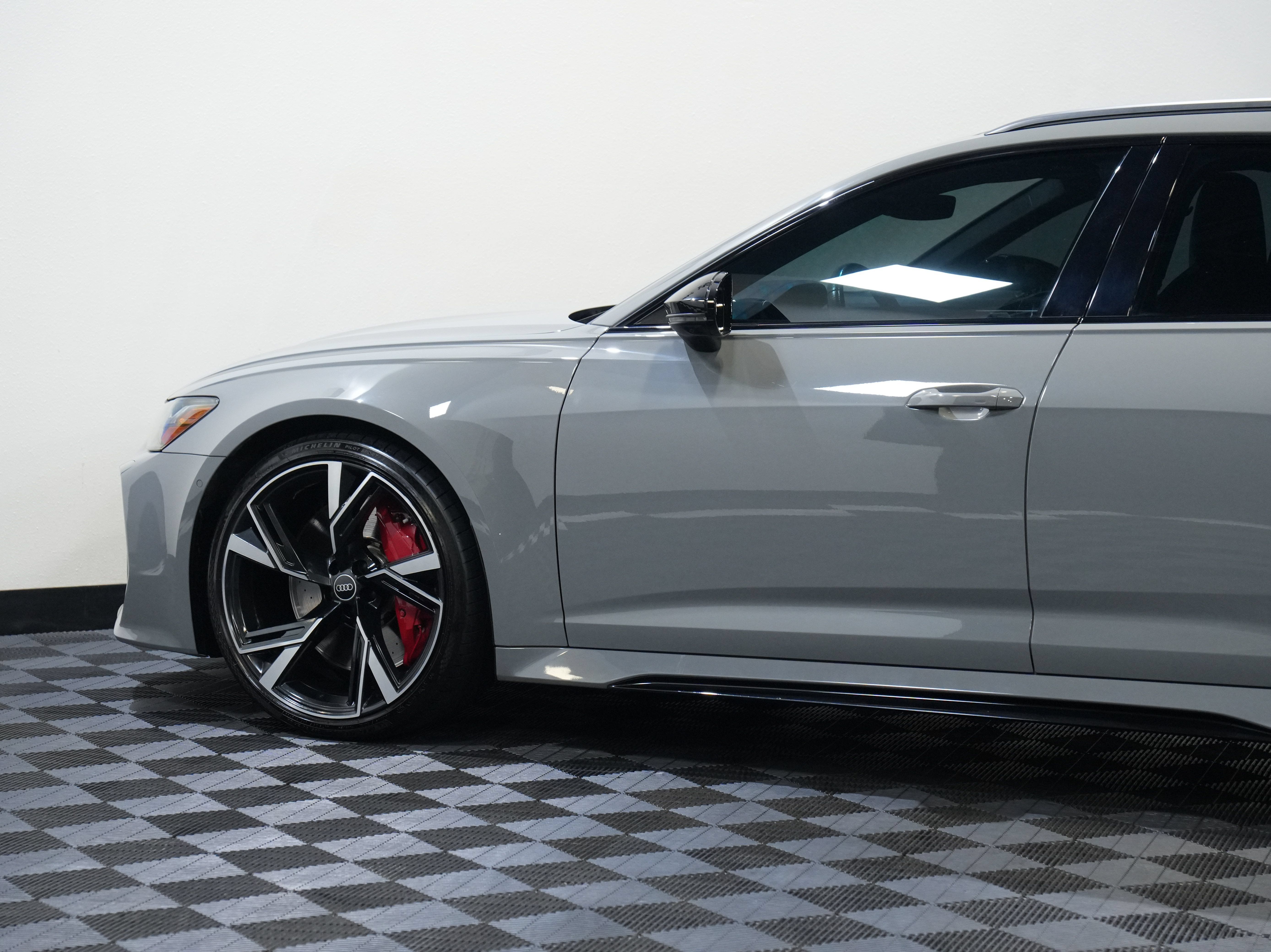 Used 2022 Audi RS 6 AWD/4WD image 20