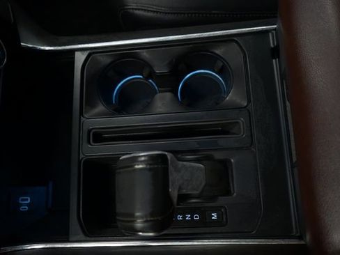 Certified 2021 Ford F150 Lariat w/ Equipment Group 502A High image 25