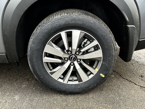 New 2026 Nissan Pathfinder SL AWD/4WD image 13