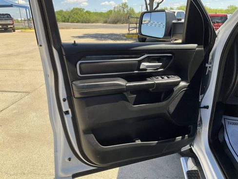 Used 2024 RAM 1500 Big Horn AWD/4WD image 7