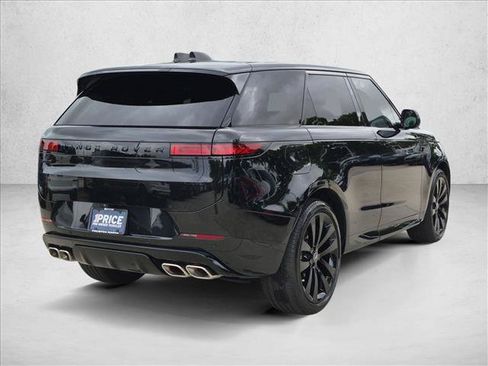 Used 2025 Land Rover Range Rover Sport Dynamic SE AWD/4WD image 5