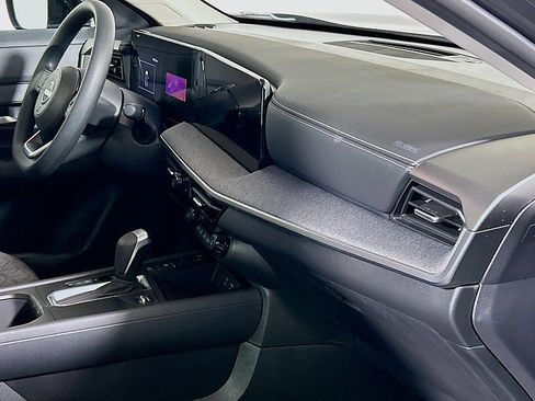 New 2026 Nissan Kicks SV w/ SV Premium Package image 28