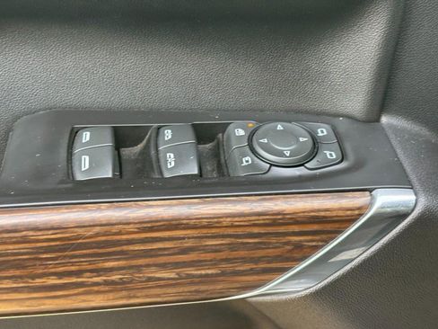 Certified 2020 Chevrolet Silverado 1500 High Country w/ Technology Package image 15