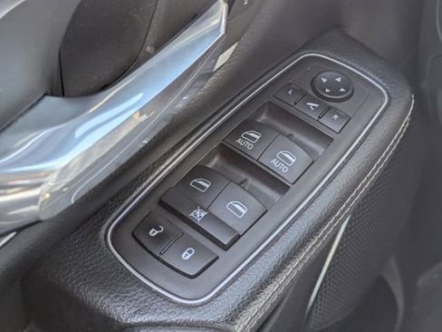 Used 2024 RAM 1500 Laramie image 22