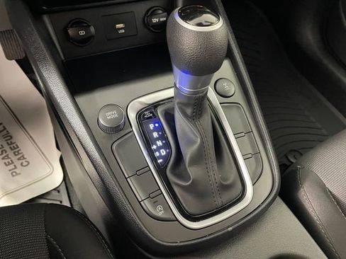Certified 2022 Hyundai Kona SEL image 10