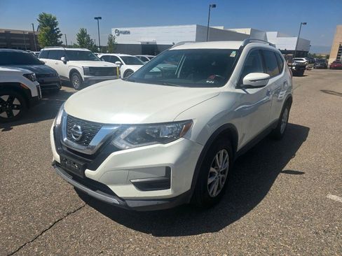 Used 2017 Nissan Rogue SV AWD/4WD image 1