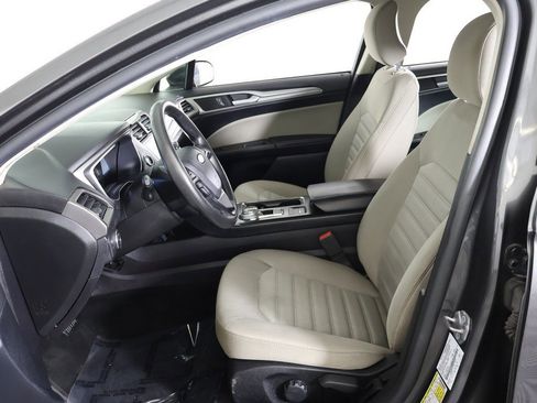 Used 2019 Ford Fusion S image 27