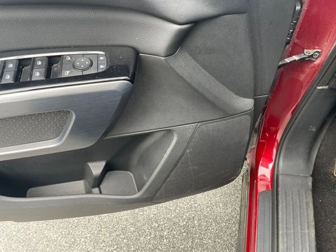 Used 2022 Nissan Pathfinder SL w/ SL Premium Package image 14