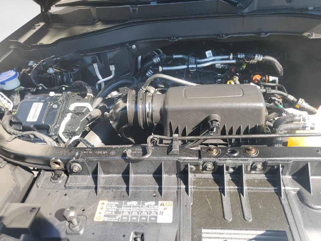 Used 2023 Ford Explorer XLT AWD/4WD image 18