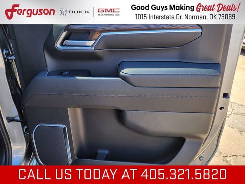 New 2026 GMC Sierra 1500 SLT w/ X31 Off-Road Package AWD/4WD image 40