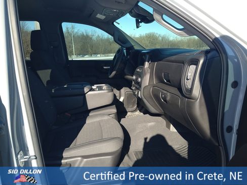Used 2024 Chevrolet Silverado 1500 Custom image 4