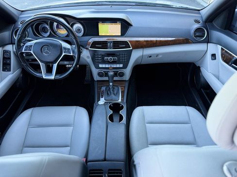Used 2012 Mercedes-Benz C 250 Sedan image 14