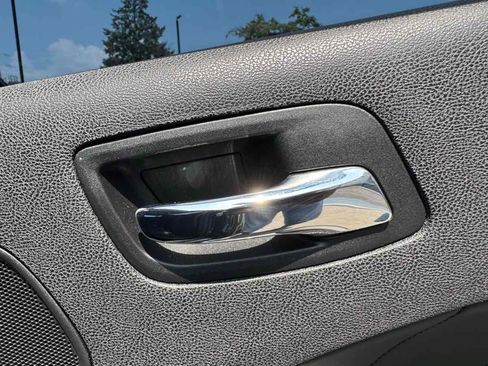 Used 2018 Dodge Charger SRT Hellcat w/ Harman/Kardon Audio Group RWD image 44