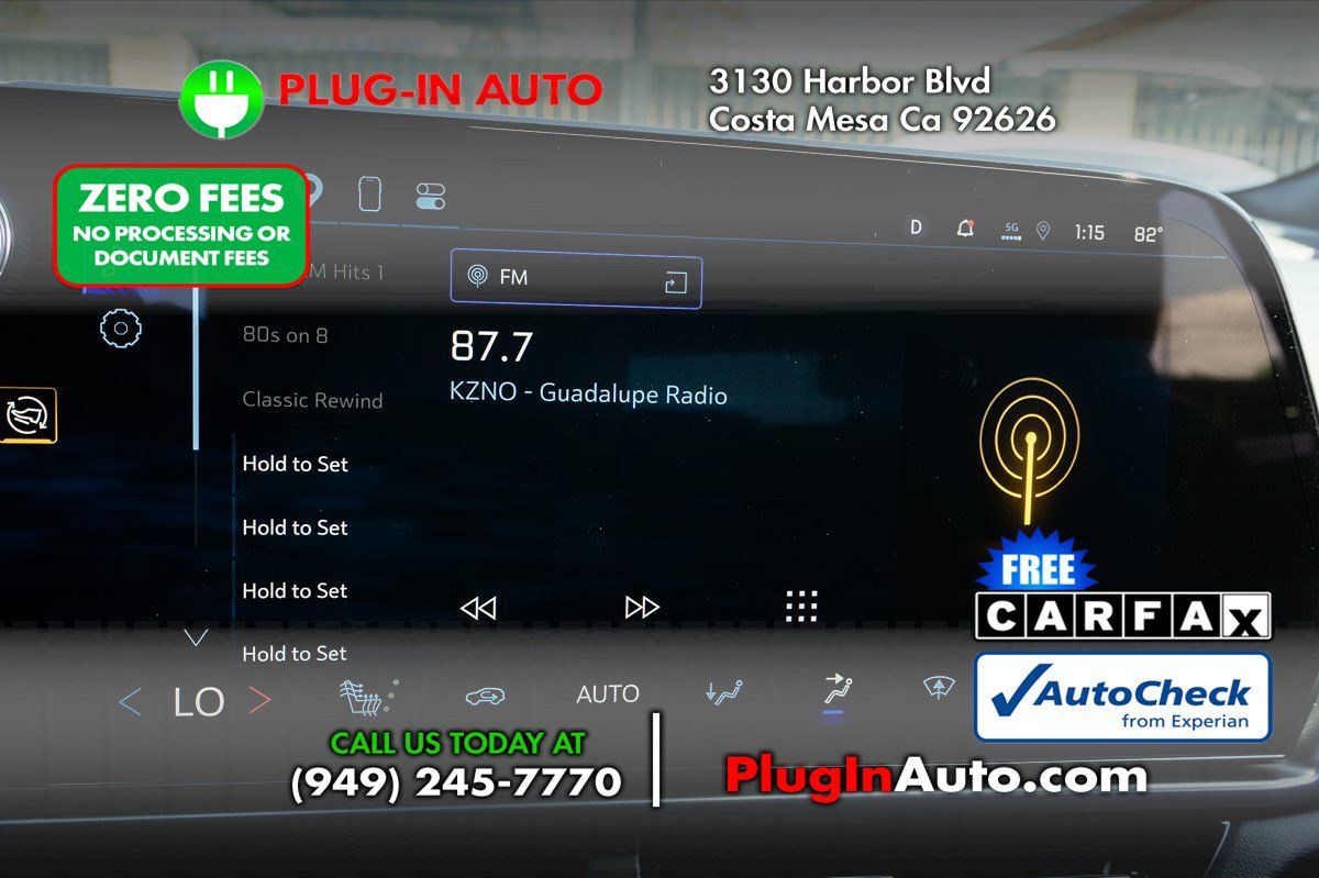 Used 2024 Chevrolet Equinox EV RS FWD image 30