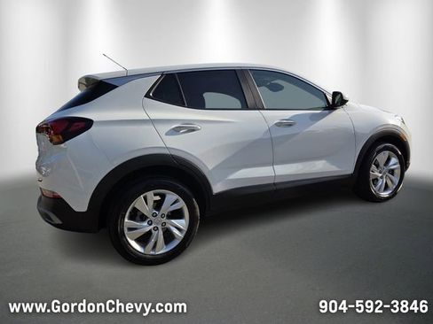 Certified 2025 Buick Encore GX Preferred FWD image 6