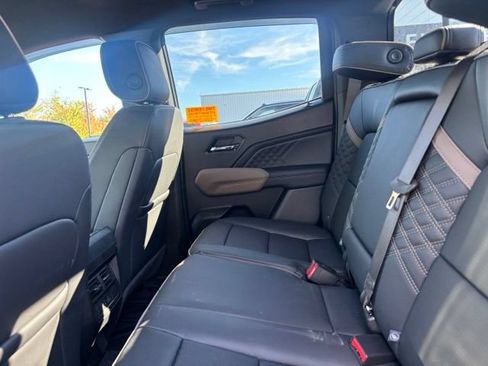 Used 2026 GMC Canyon Denali AWD/4WD image 8