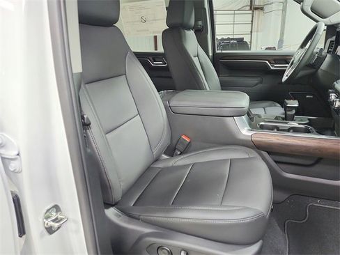 New 2026 GMC Sierra 1500 SLT w/ SLT Premium Plus Package image 40