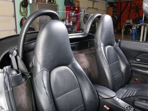 Used 2000 Porsche Boxster S RWD image 37