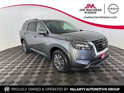 Certified 2025 Nissan Pathfinder SV