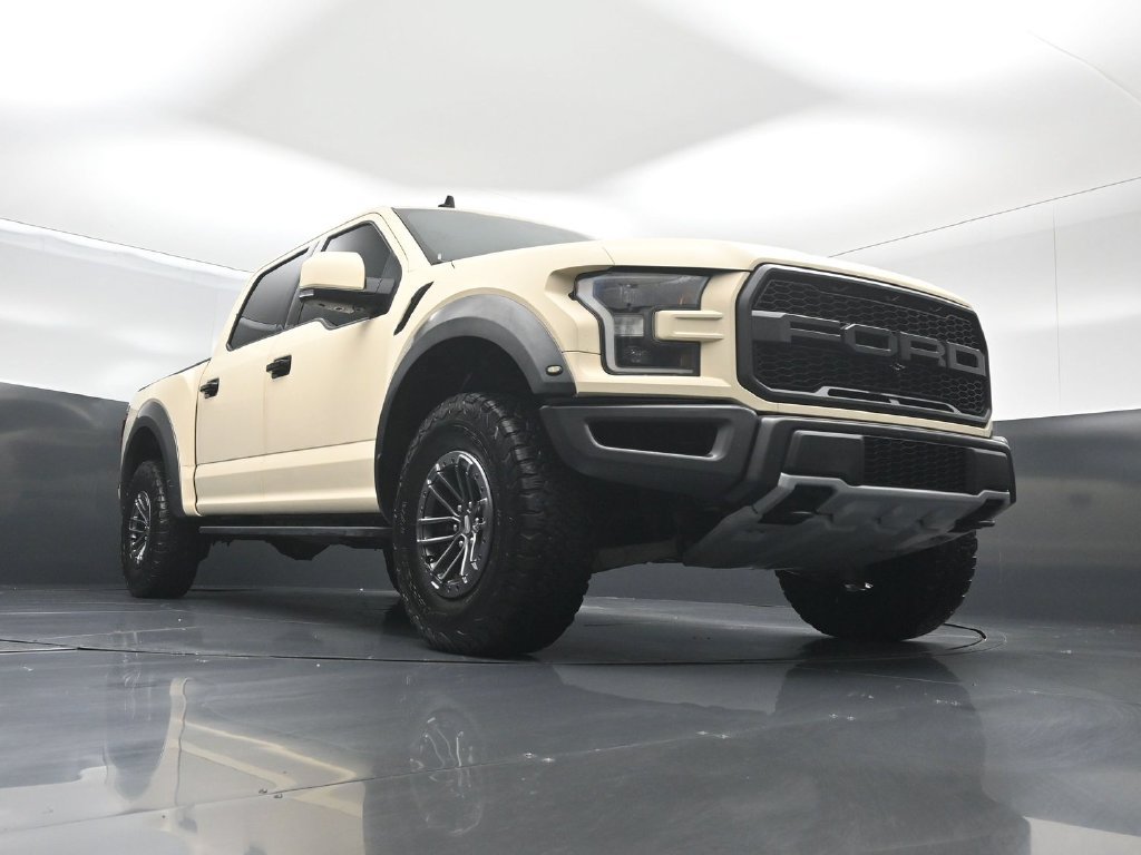 Used 2019 Ford F150 Raptor w/ Equipment Group 802A Luxury AWD/4WD image 44