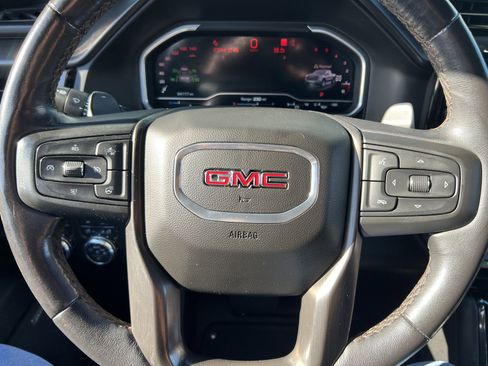 Used 2022 GMC Sierra 1500 AT4 image 17