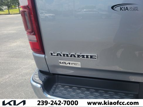 Used 2019 RAM 1500 Laramie RWD image 13