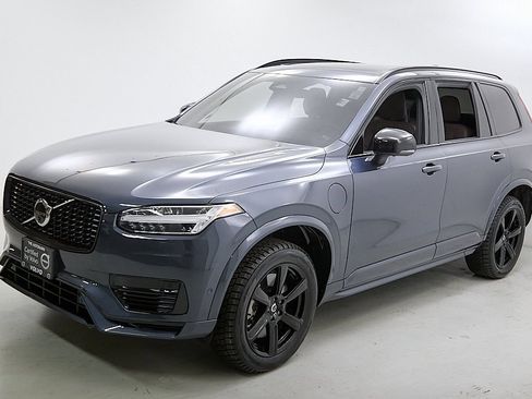 Certified 2023 Volvo XC90 T8 Plus w/ Protection Package image 7