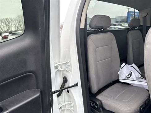 Used 2016 Chevrolet Colorado W/T image 17