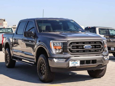 Used 2022 Ford F150 XLT w/ Equipment Group 302A High AWD/4WD image 3