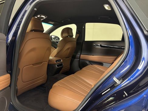 Used 2024 Genesis G80 2.5T image 18