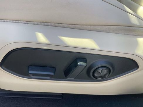 Certified 2021 Jeep Grand Cherokee L Limited w/ Luxury Tech Group II AWD/4WD image 19