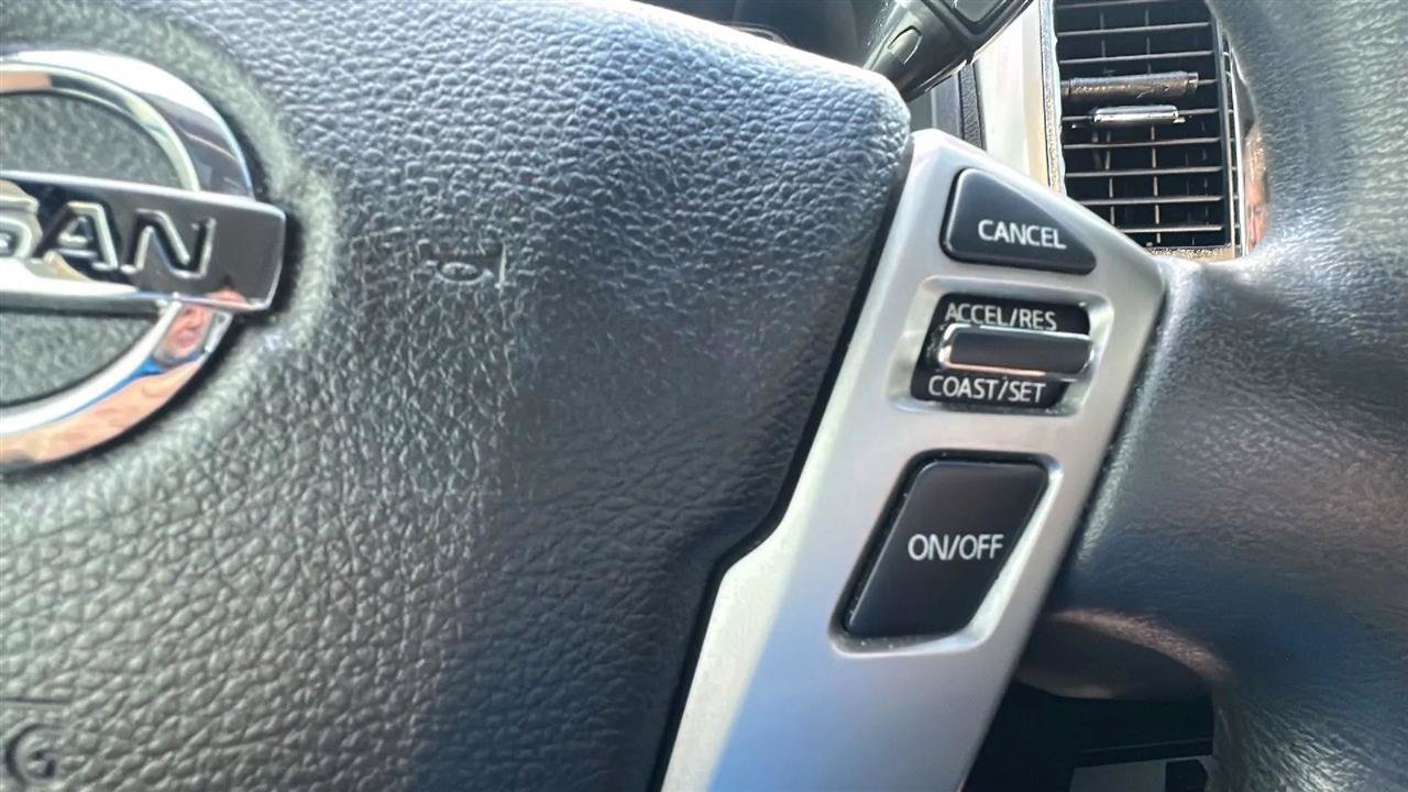 Used 2017 Nissan Titan SV RWD image 43