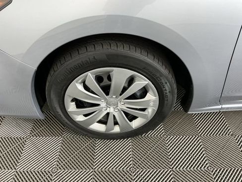 Used 2018 Subaru Impreza 2.0i AWD/4WD image 27