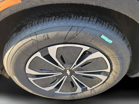 New 2025 Chevrolet Blazer EV LT image 22