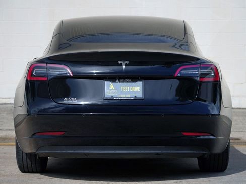 Used 2018 Tesla Model 3 Long Range RWD image 10